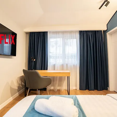 Lägenhetshotell Emil Balaban Luxury 4*