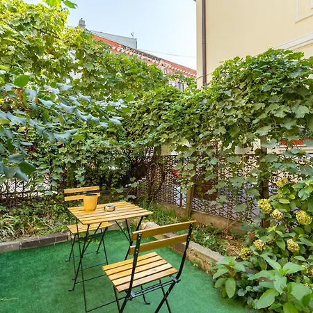 Emil Balaban Luxury 3* Bucharest
