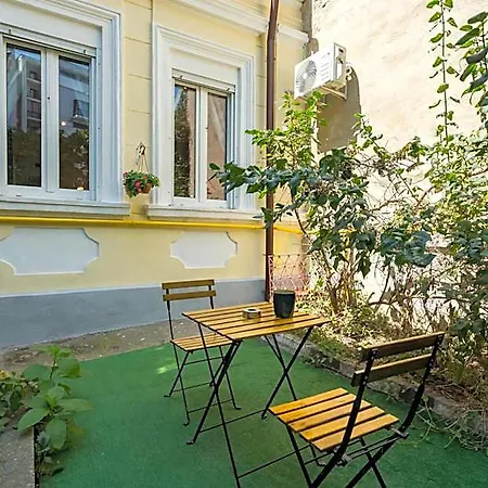 Emil Balaban Luxury Aparthotel Bucharest