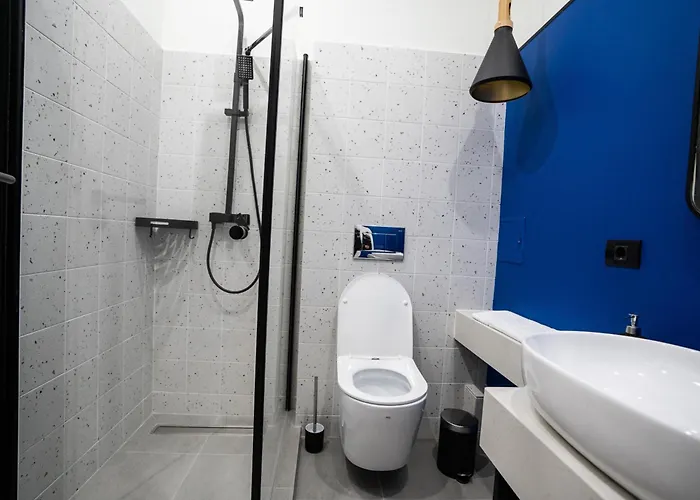 מלון דירות Emil Balaban Luxury 4*